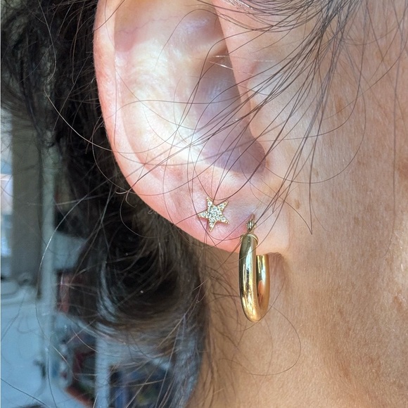 Zofia Day Co 14k Gold Tube Hoops - Picture 5 of 9